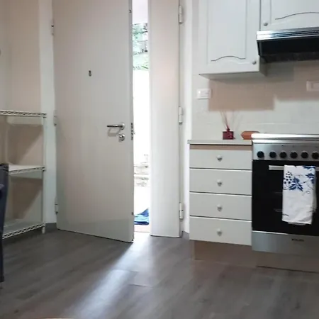 Luna Di Giorno Apartment *